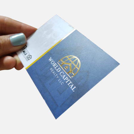 Tarjetas de presentación con estampado dorado